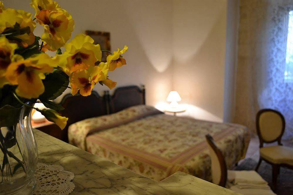Bed and Breakfast Palazzo Vecchio Marittima Exterior foto